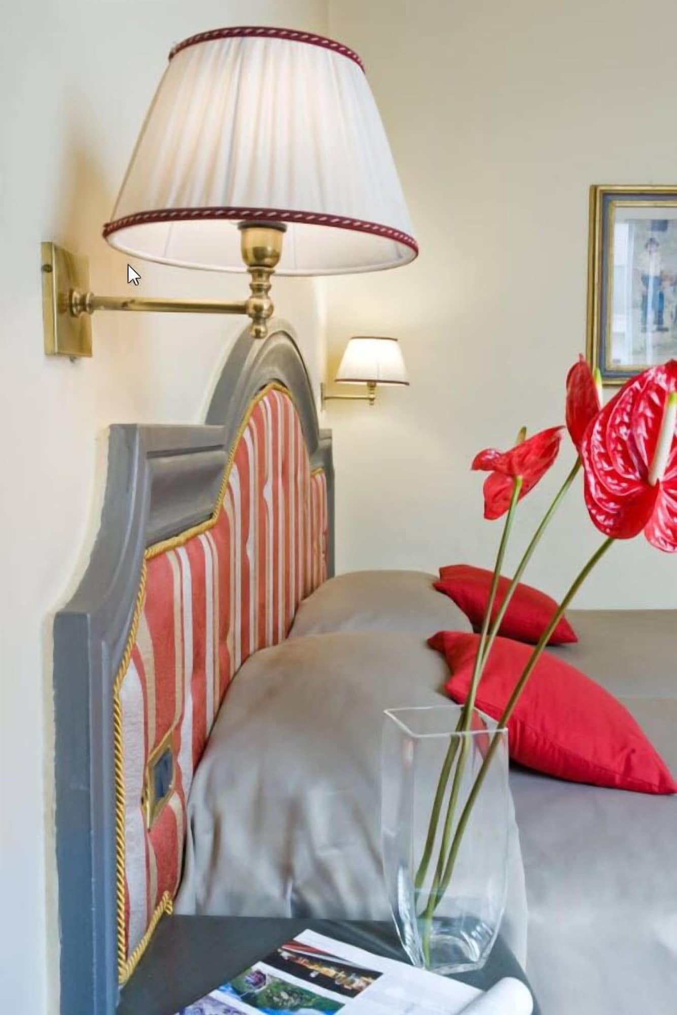 Hotel Unicorno ฟลอเรนซ์ ภายนอก รูปภาพ