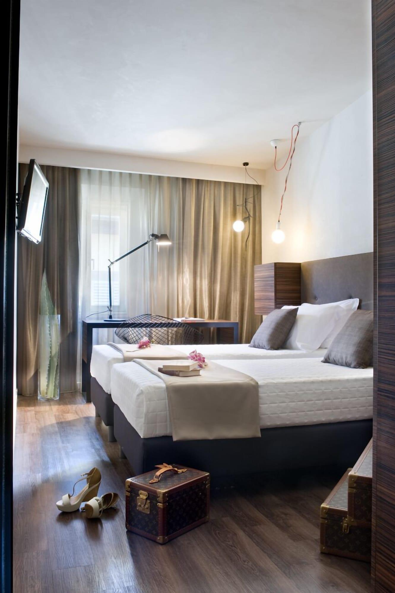 Hotel Unicorno ฟลอเรนซ์ ภายนอก รูปภาพ