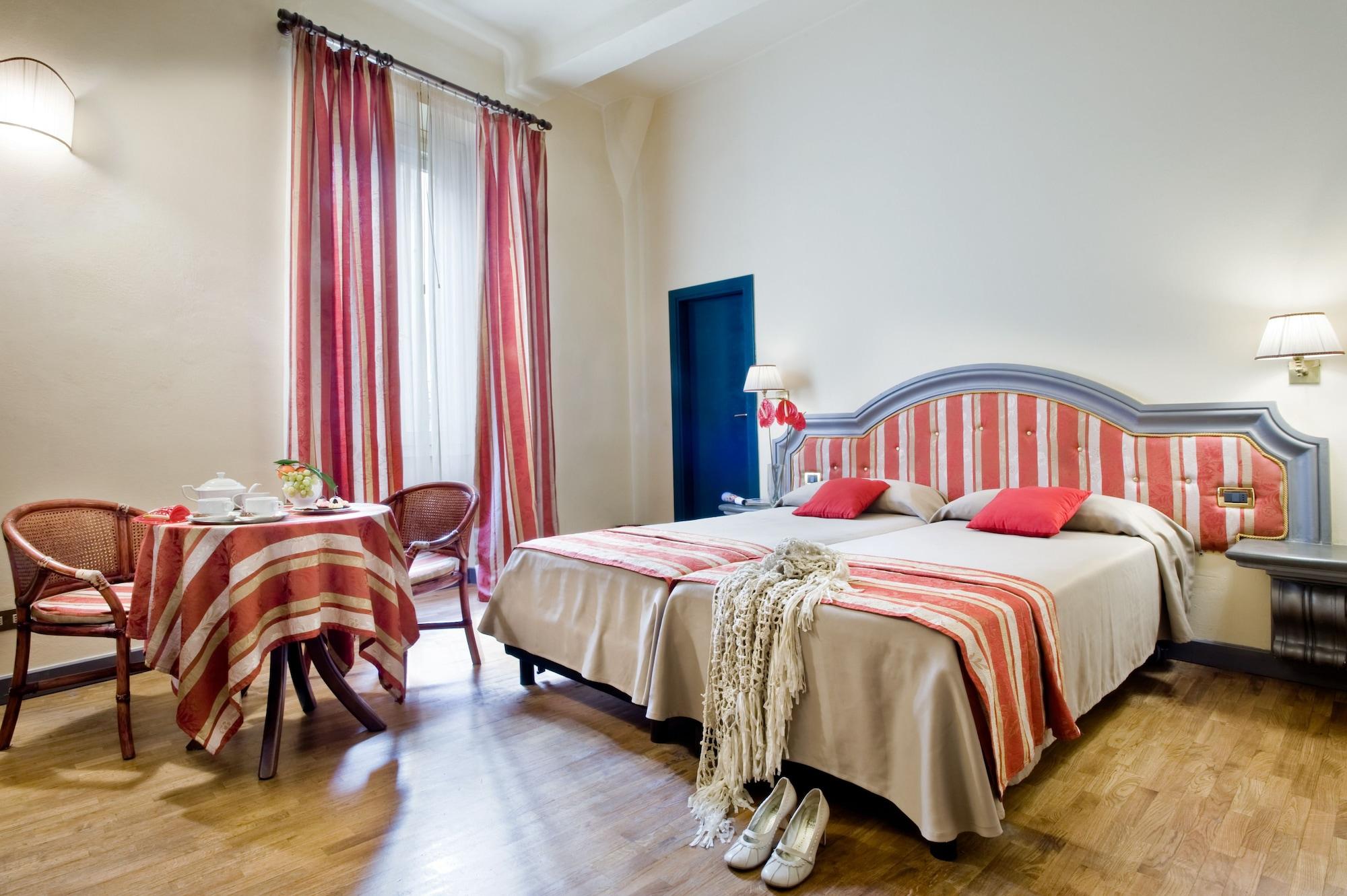 Hotel Unicorno ฟลอเรนซ์ ภายนอก รูปภาพ