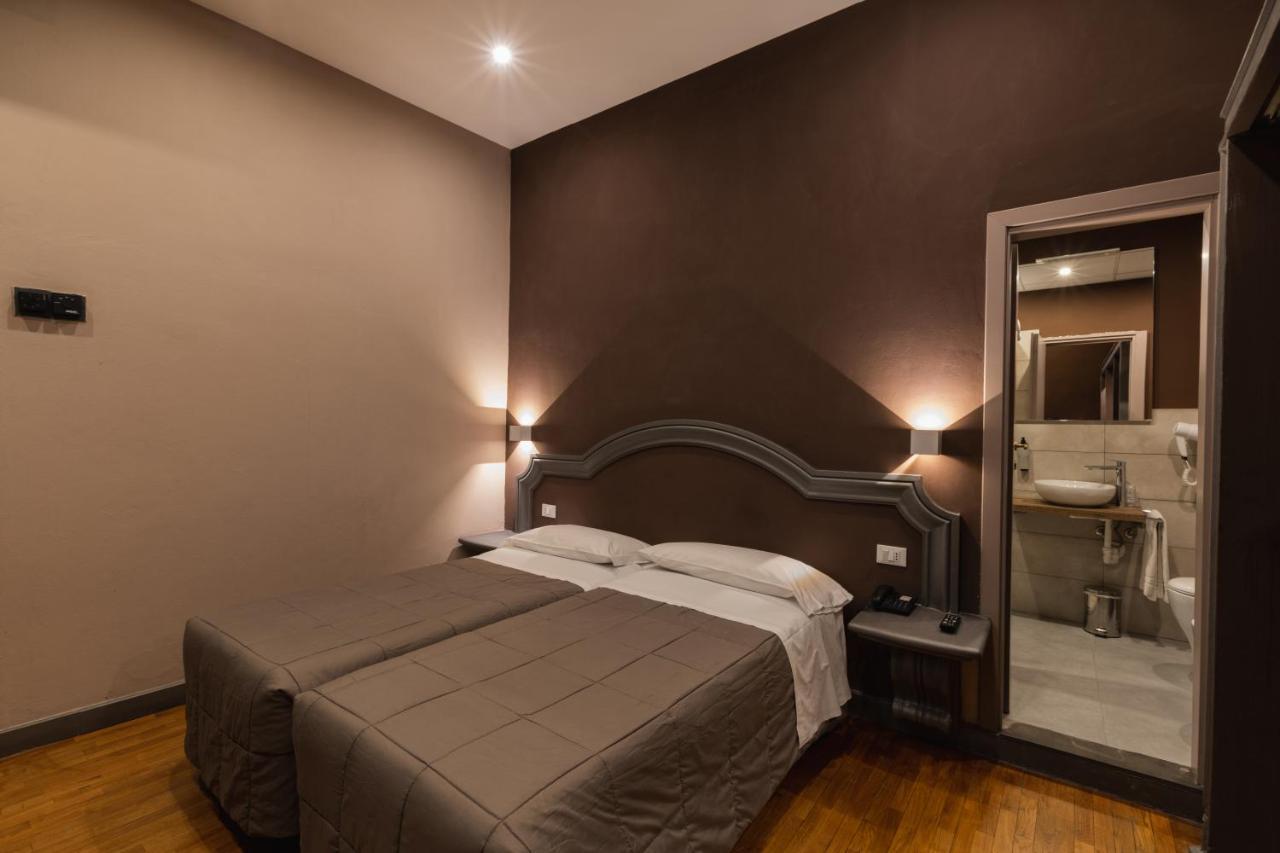 Hotel Unicorno ฟลอเรนซ์ ภายนอก รูปภาพ