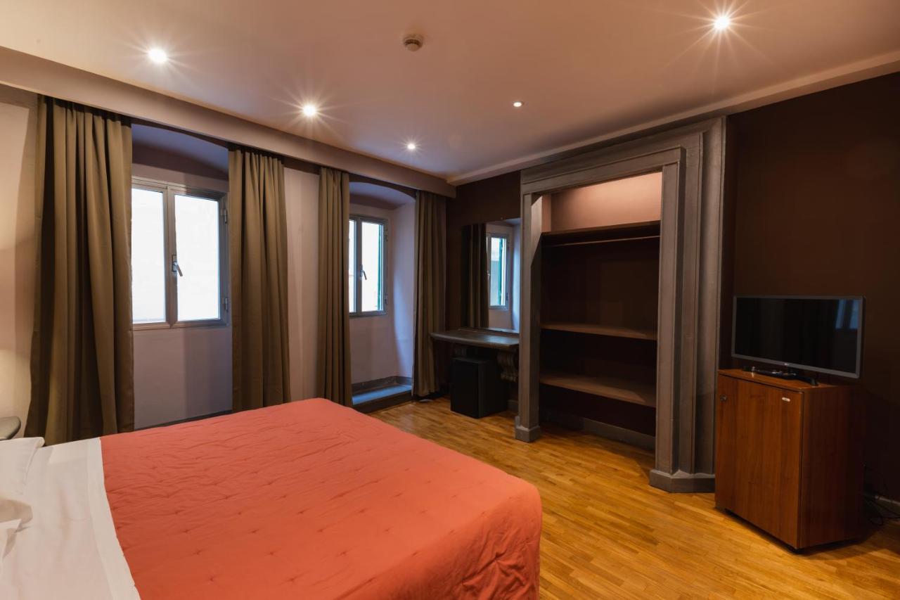 Hotel Unicorno ฟลอเรนซ์ ภายนอก รูปภาพ