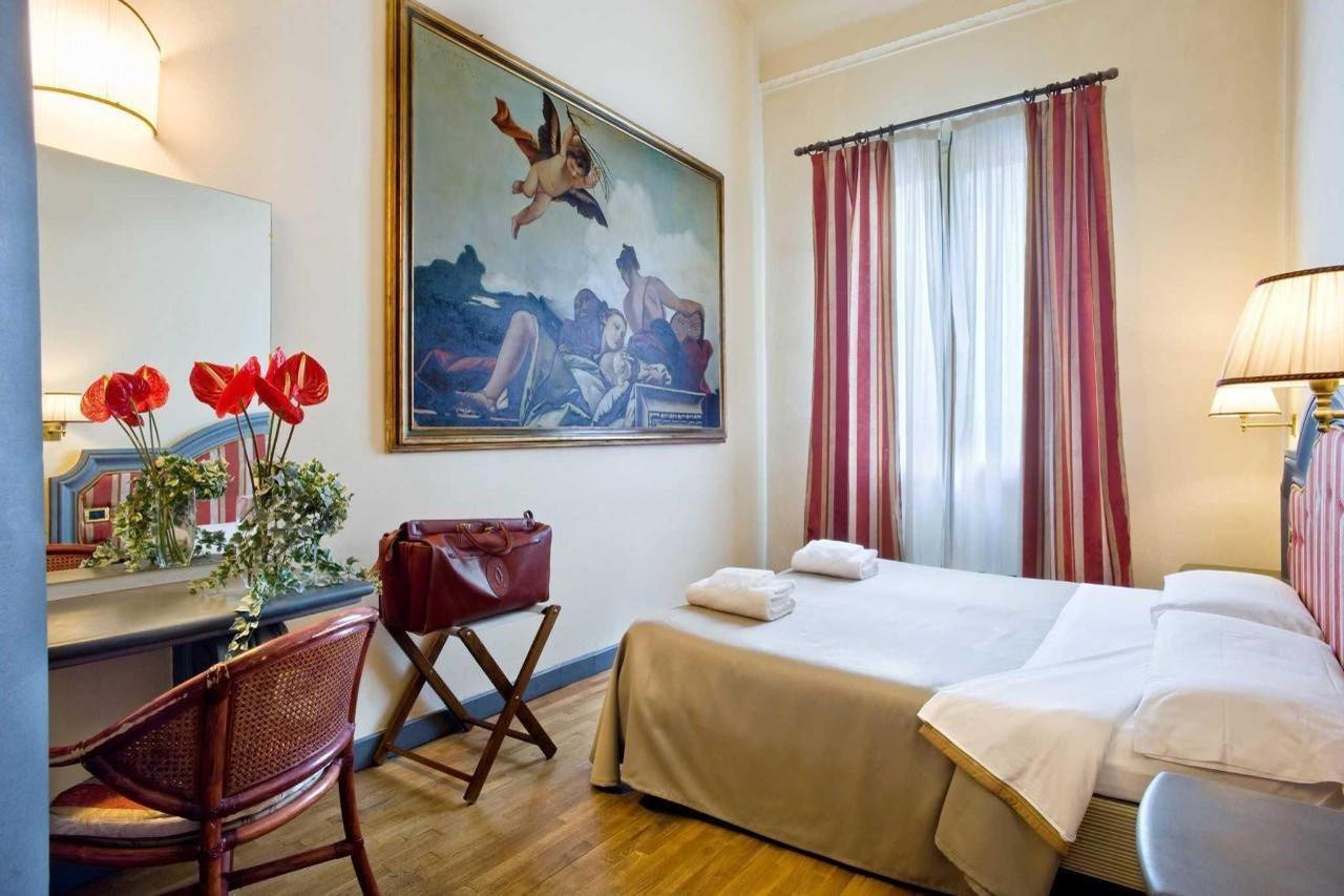 Hotel Unicorno ฟลอเรนซ์ ภายนอก รูปภาพ