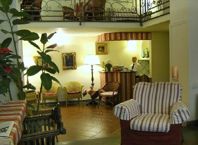 Hotel Unicorno ฟลอเรนซ์ ภายนอก รูปภาพ